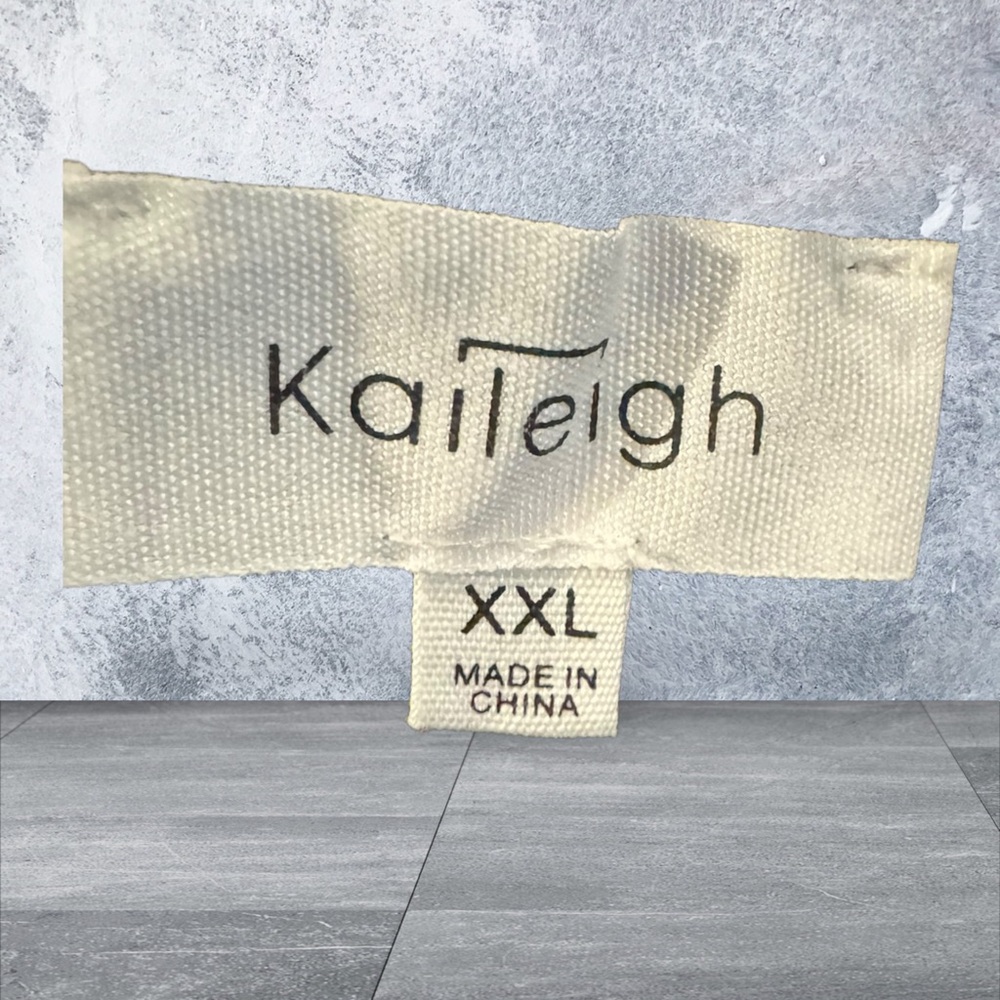 Kayleigh Black High Waust  Denim Shorts. NWOT - Picture 3 of 3